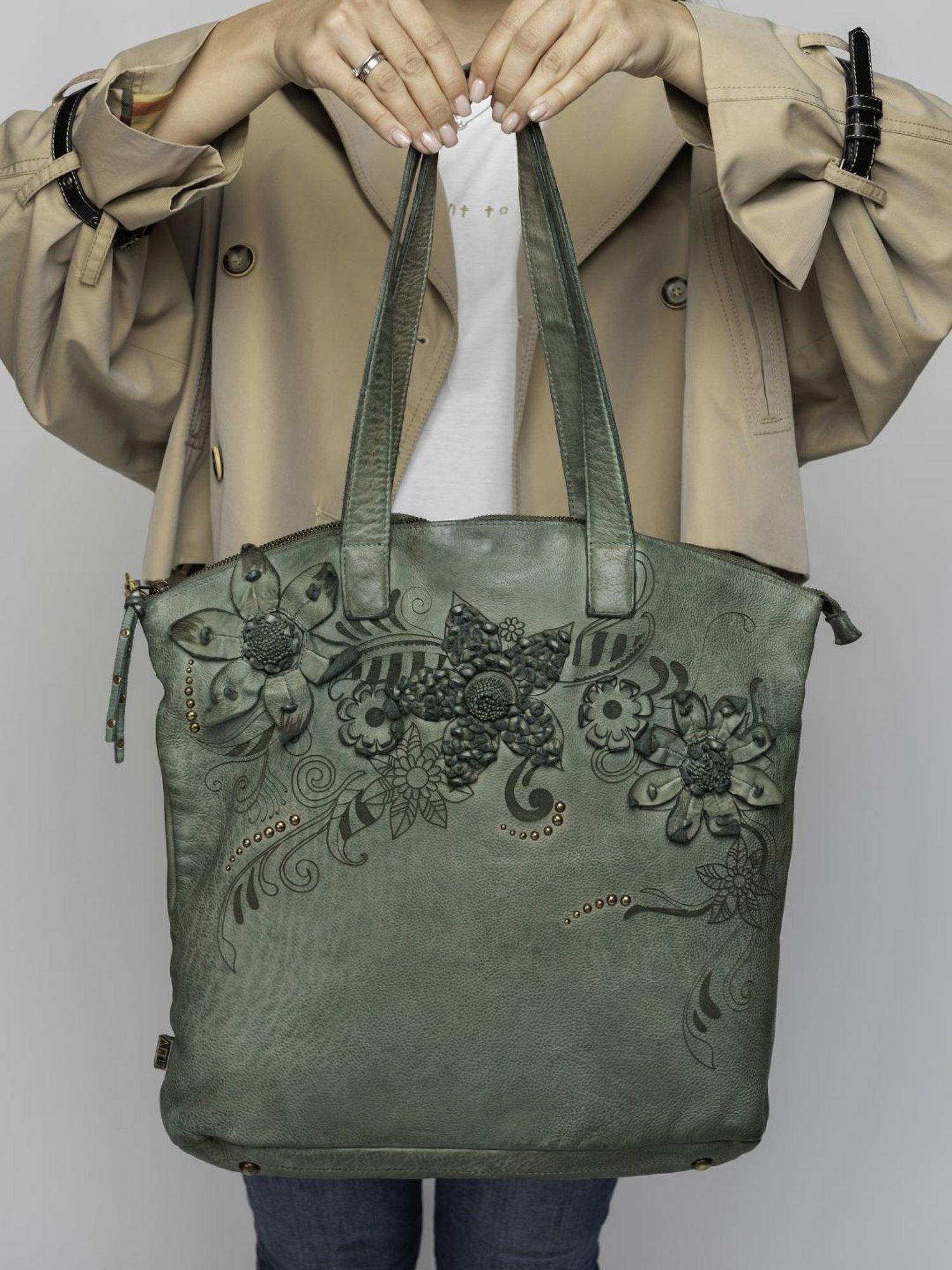 Art N Vintage Calla Green Leather Textured Medium Tote Handbag