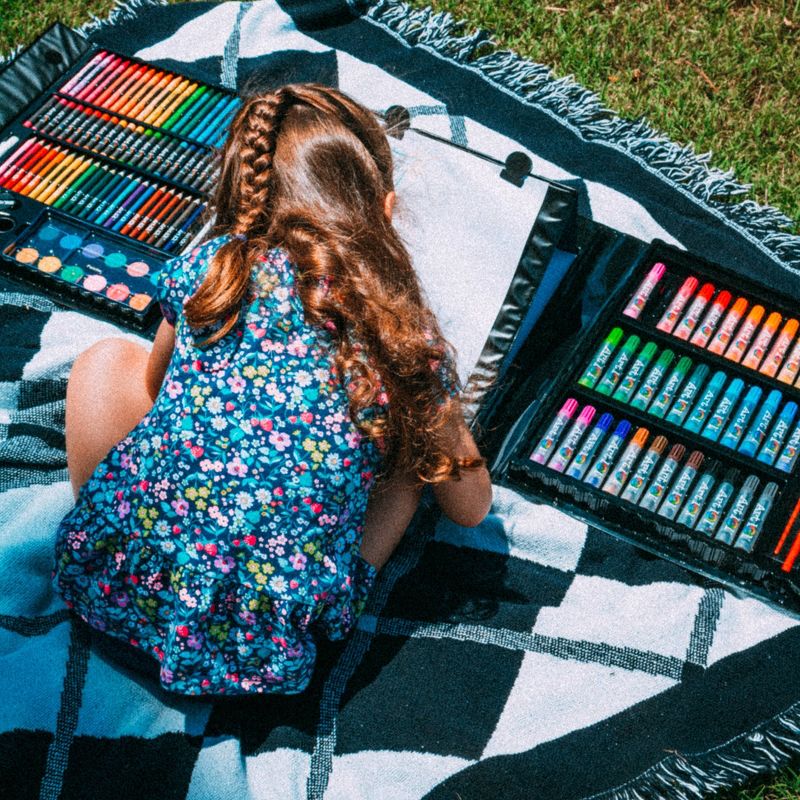 150pc Doodle and Color Easel Art Set - Art 101