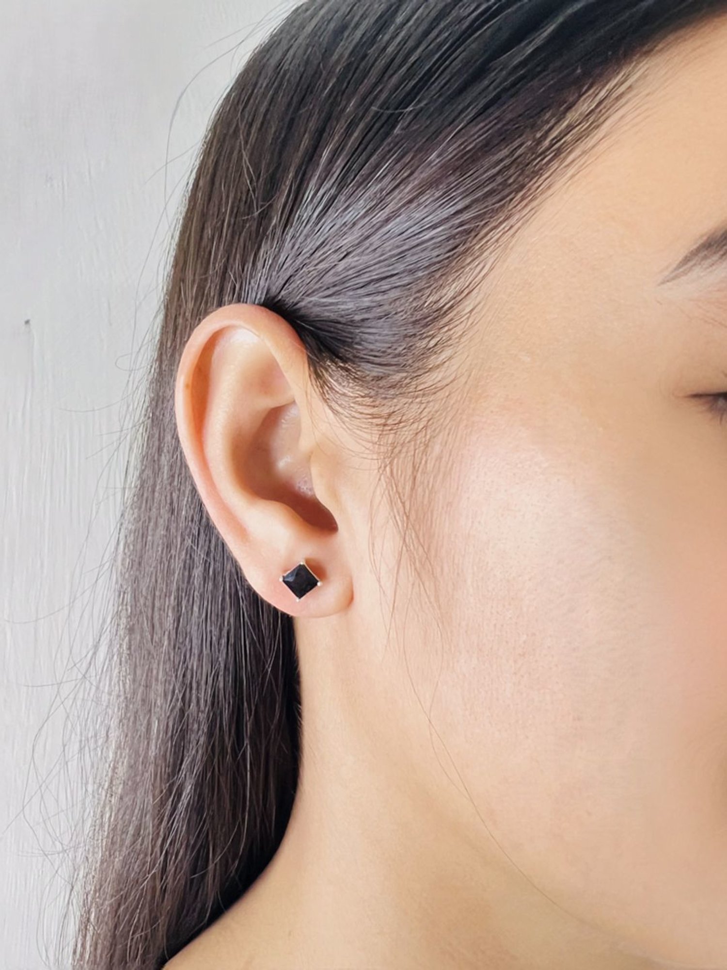 Arte Jewels 925 Sterling Silver Black Square Stone Stud Earrings for Women & Girls