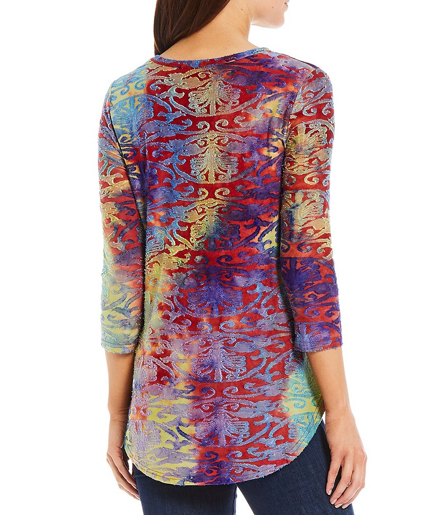 Calessa Abstract Tie-Dye Burnout 3/4 Sleeves Knit Jewel Neck Tee