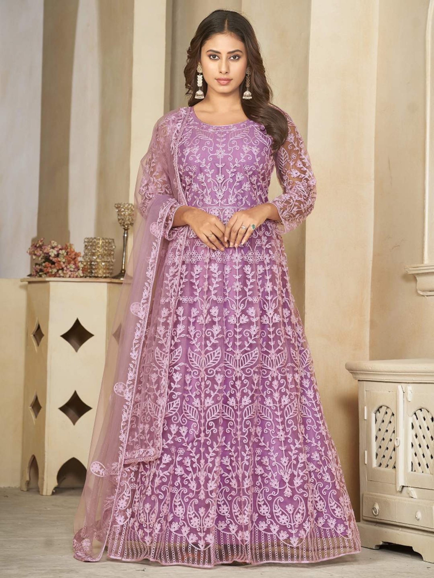 Warthy Ent Lilac Embroidered Unstitched Dress Material