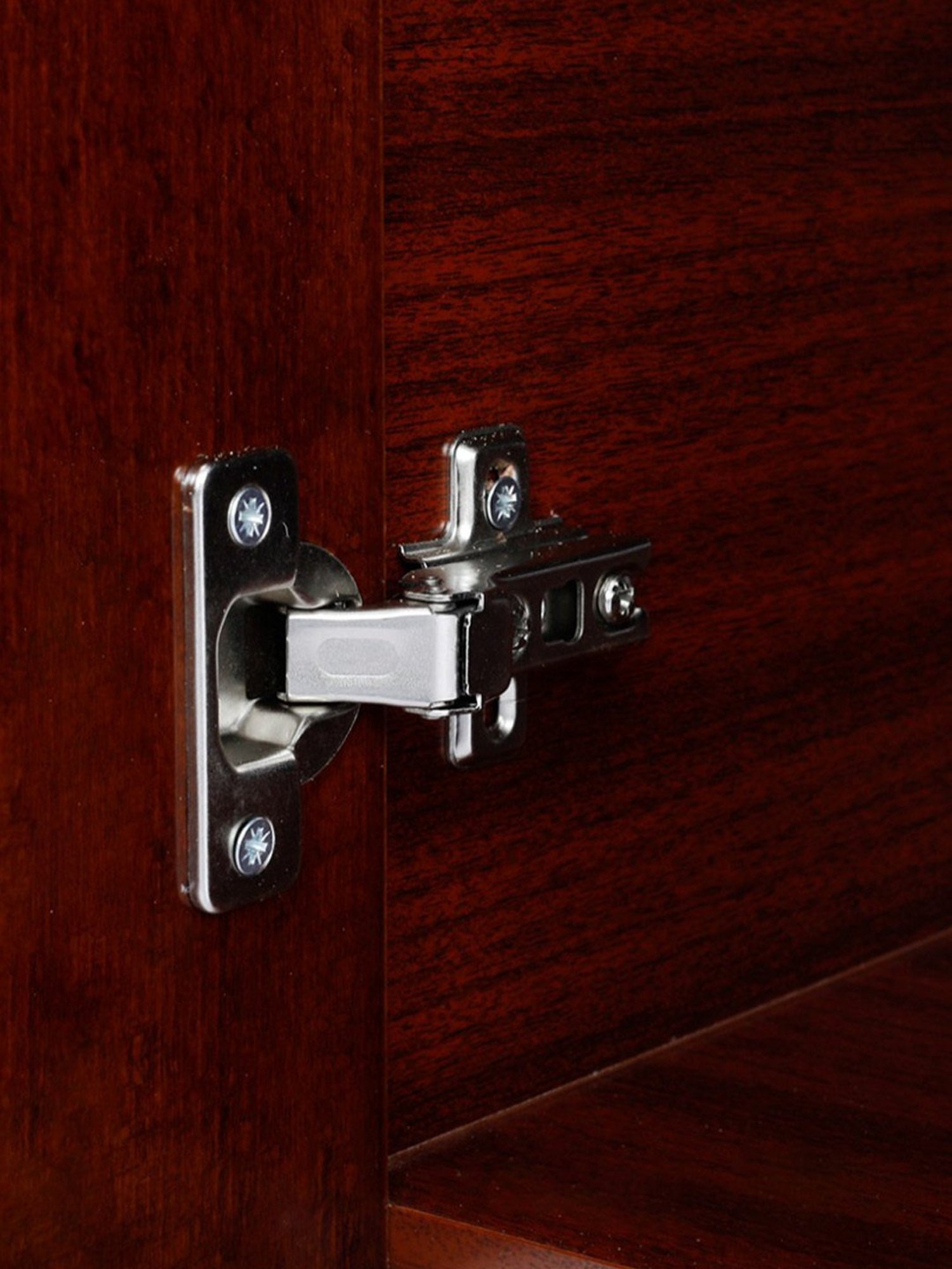 Durian Bliss Black Premium Leatherette Executive Chair