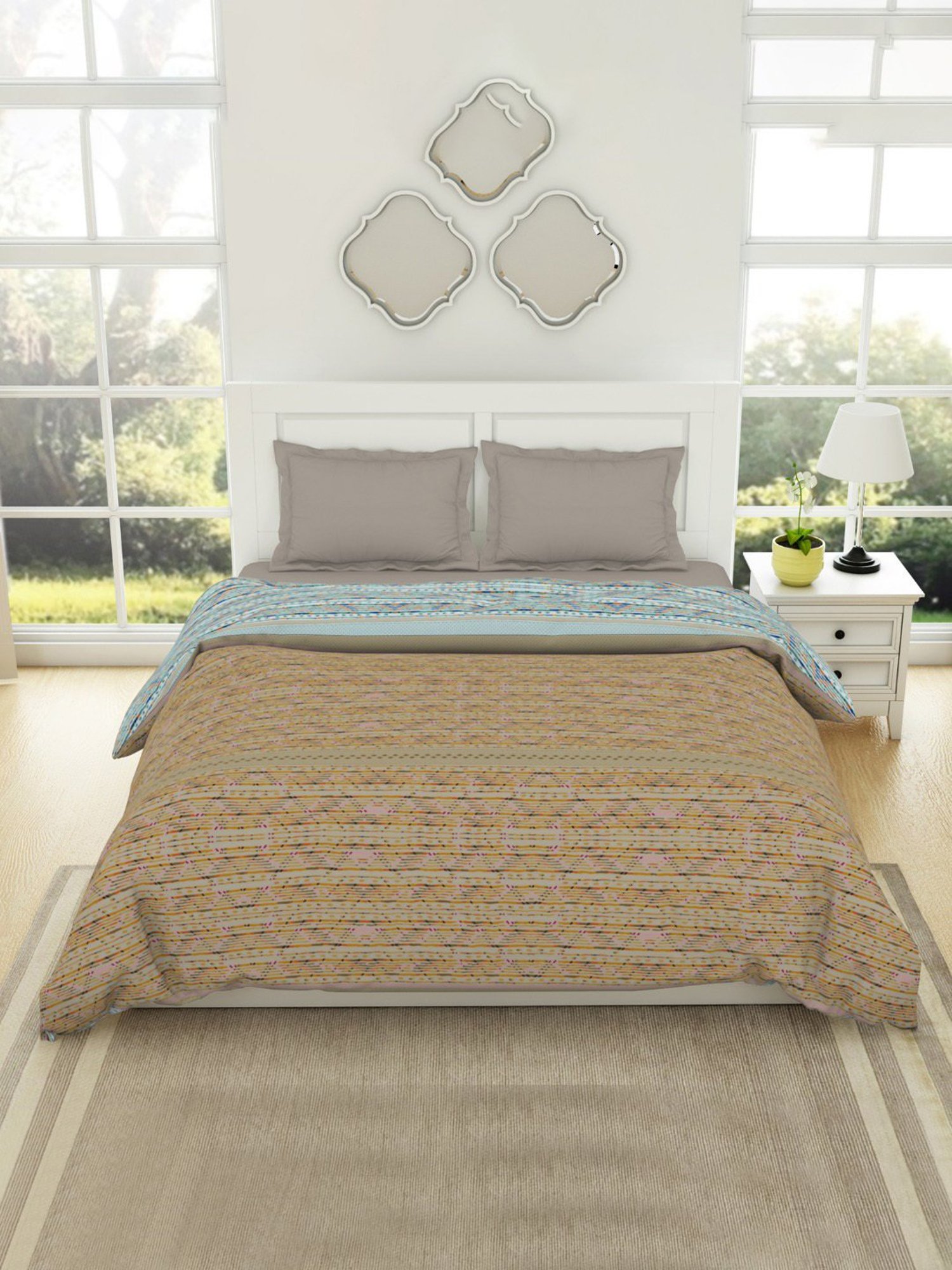 Spaces Printed Beige Cotton Shell Double Bed Quilt
