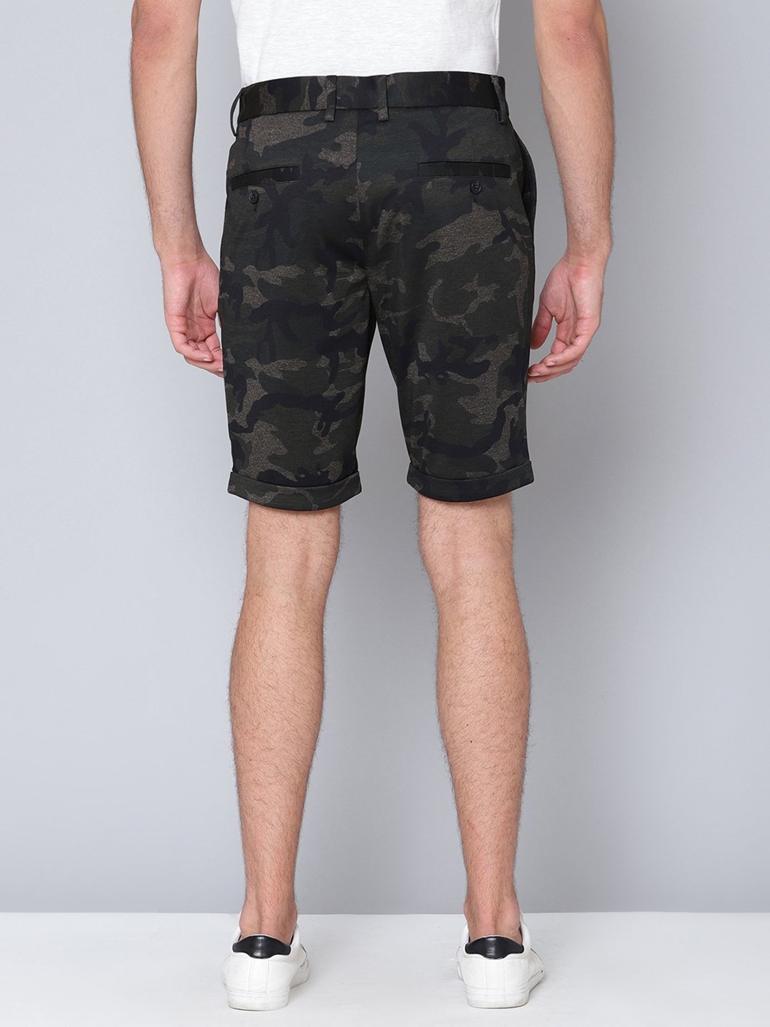 Lindbergh Olive Regular Fit Shorts