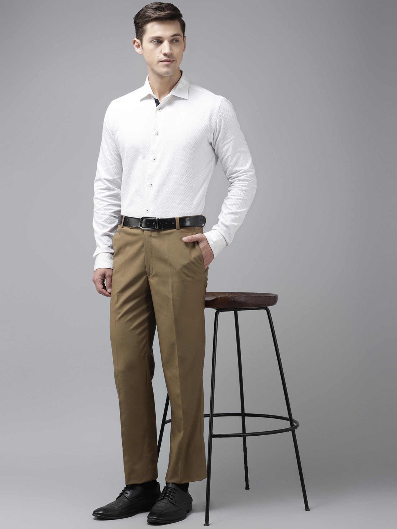 Hangup Plus Khaki Regular Fit Flat Front Trousers