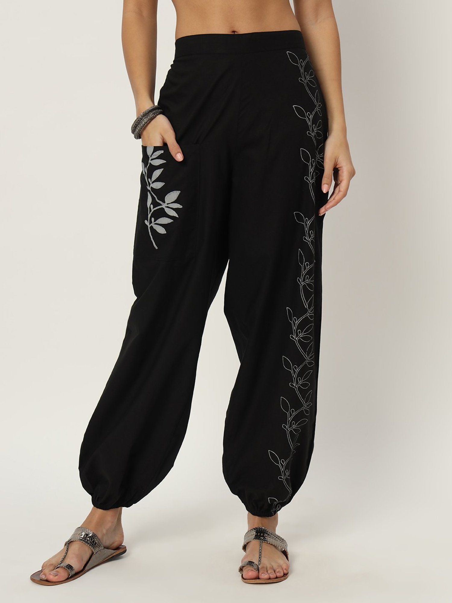 9rasa Black Cotton Printed Pants