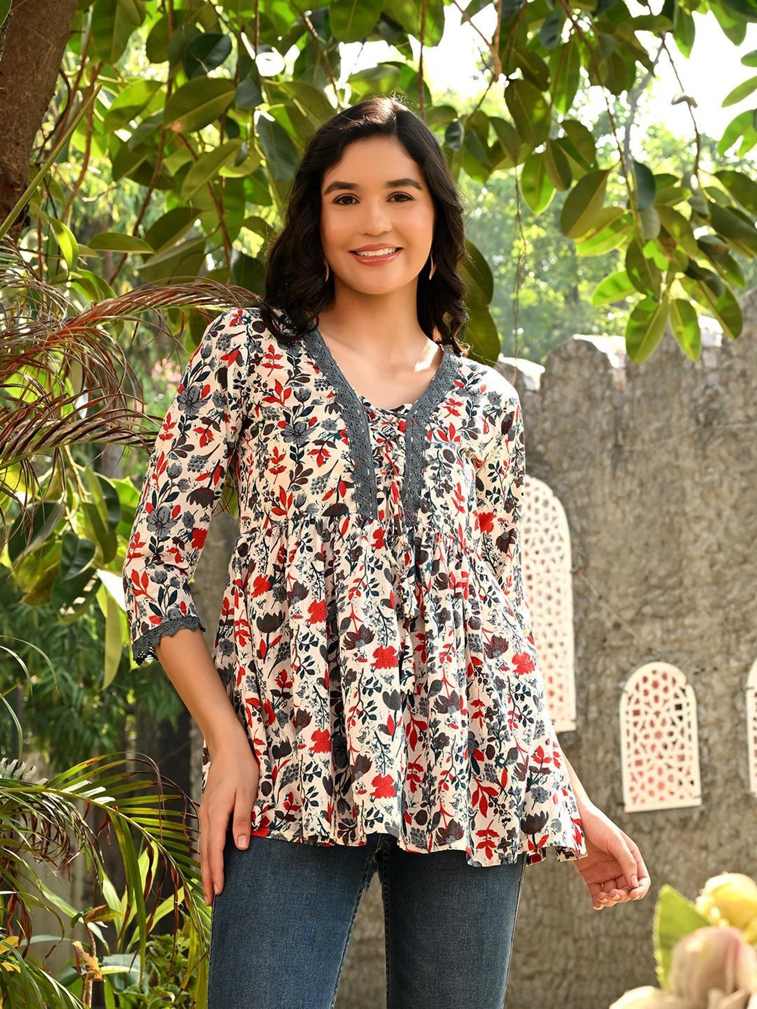 DECKEDUP Multicolor Cotton Floral Print Tunic