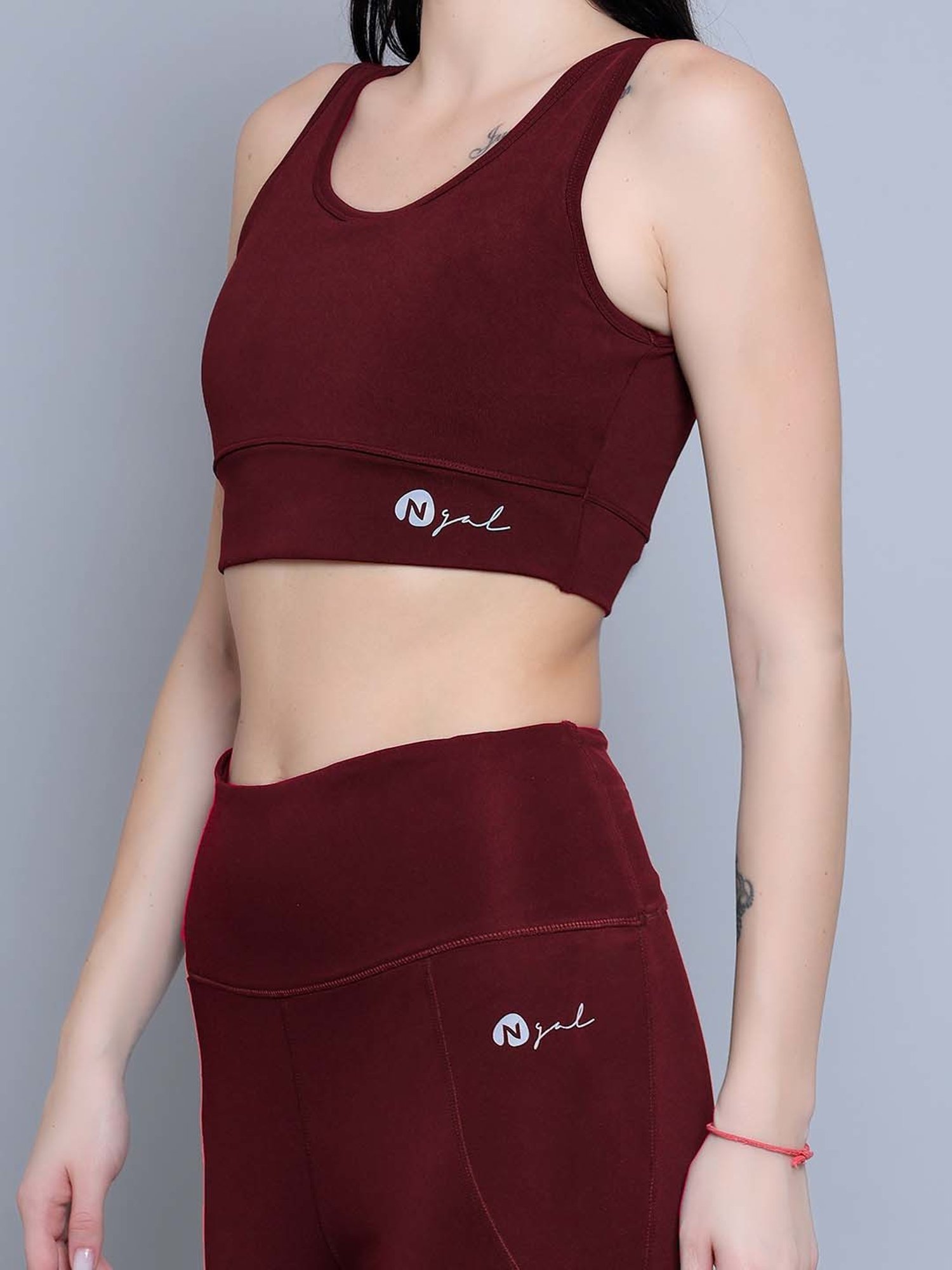 N-Gal Maroon Logo Print Sports Bra With Tights Set