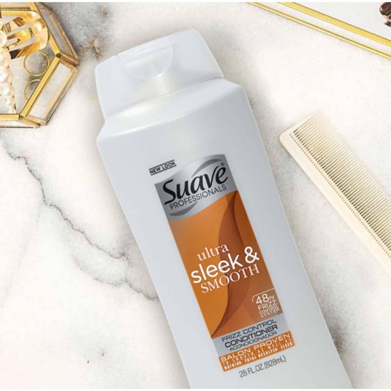 Suave Professionals Smoothing Conditioner for Frizz Control Ultra Sleek and Smooth - 28 fl oz