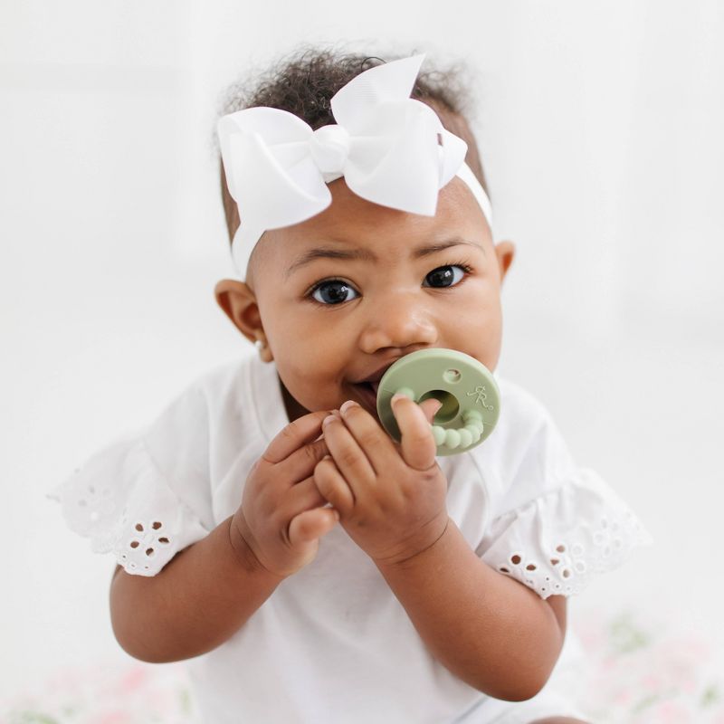 Loulou Lollipop Darling Pacifier Clip - Avocado