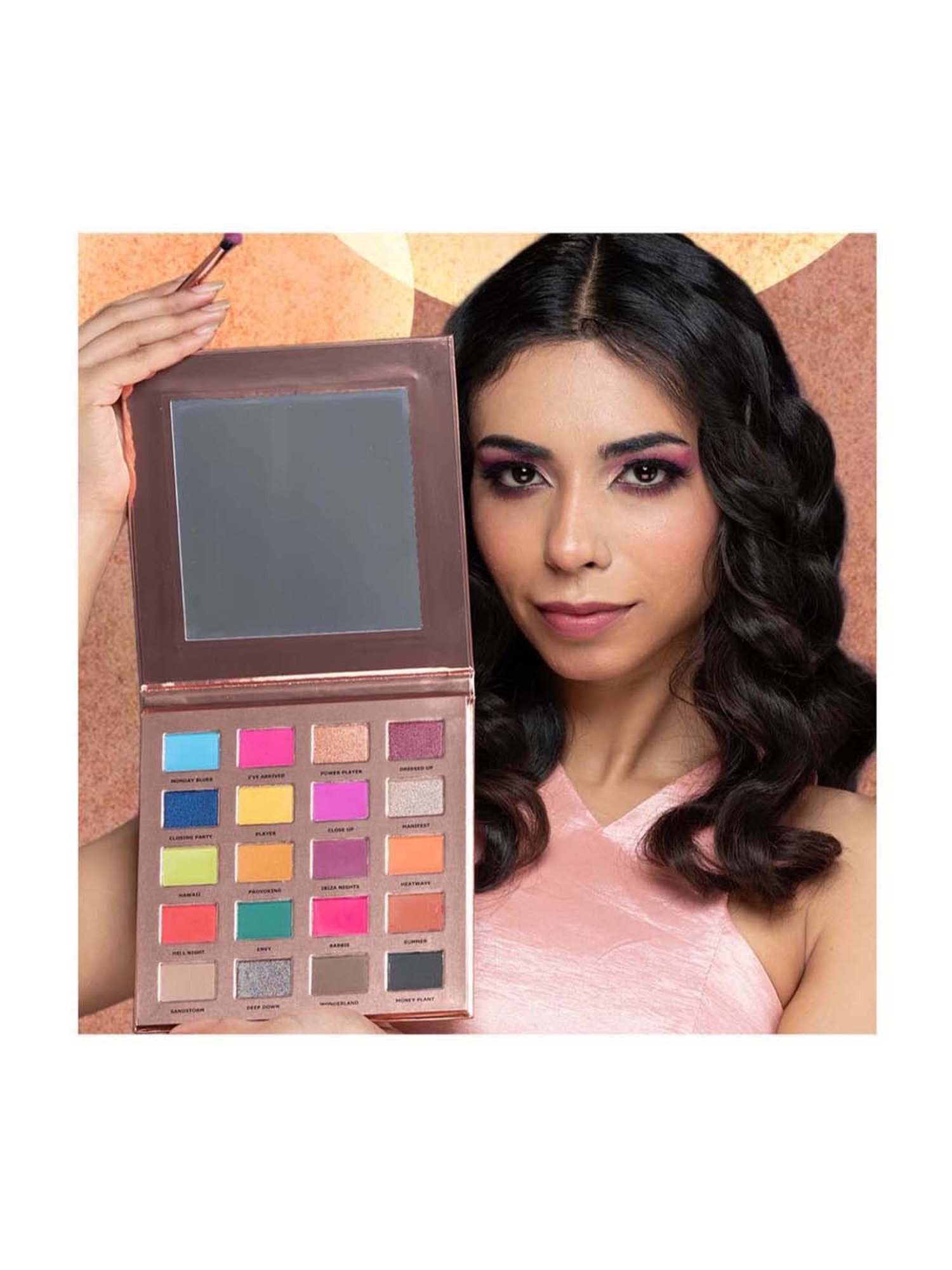 Glam21 Muse Eyeshadow Palette 02 Divine - 30 gm