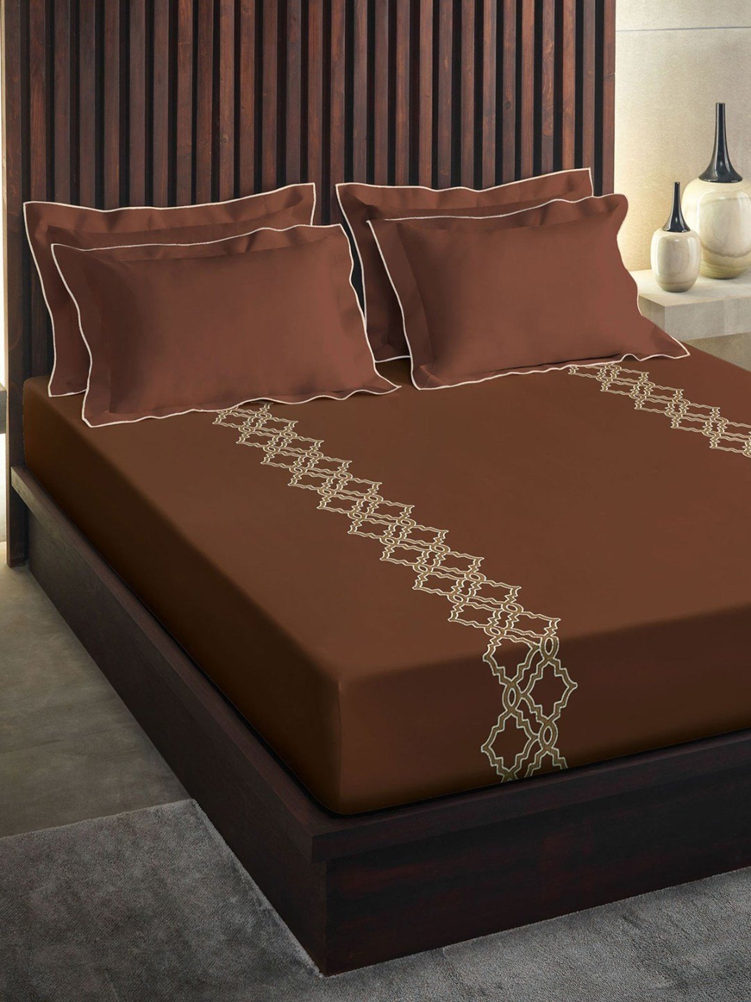 DDECOR Live beautiful Geometric Espresso Brown 180 TC Cotton King Bed Sheet with 2 Pillow Covers