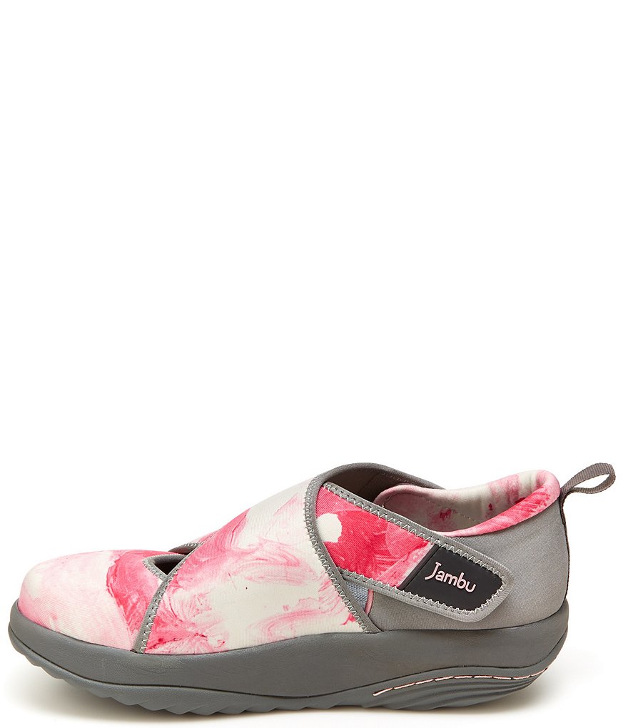 Trotters Kiera Suede Kitten Heel Pumps