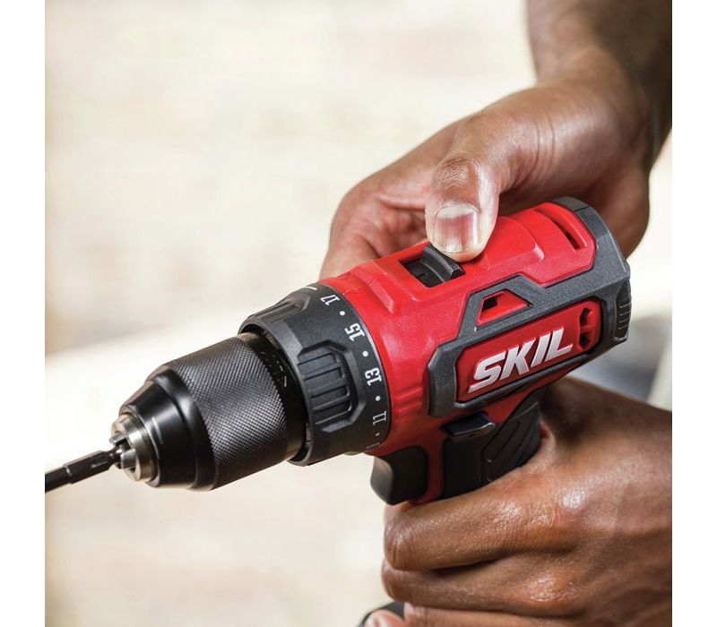 Skil DL529303 PWRCore 20 20V Brushless Lithium-Ion 1/2 in. Cordless Drill Driver Kit (2 Ah)