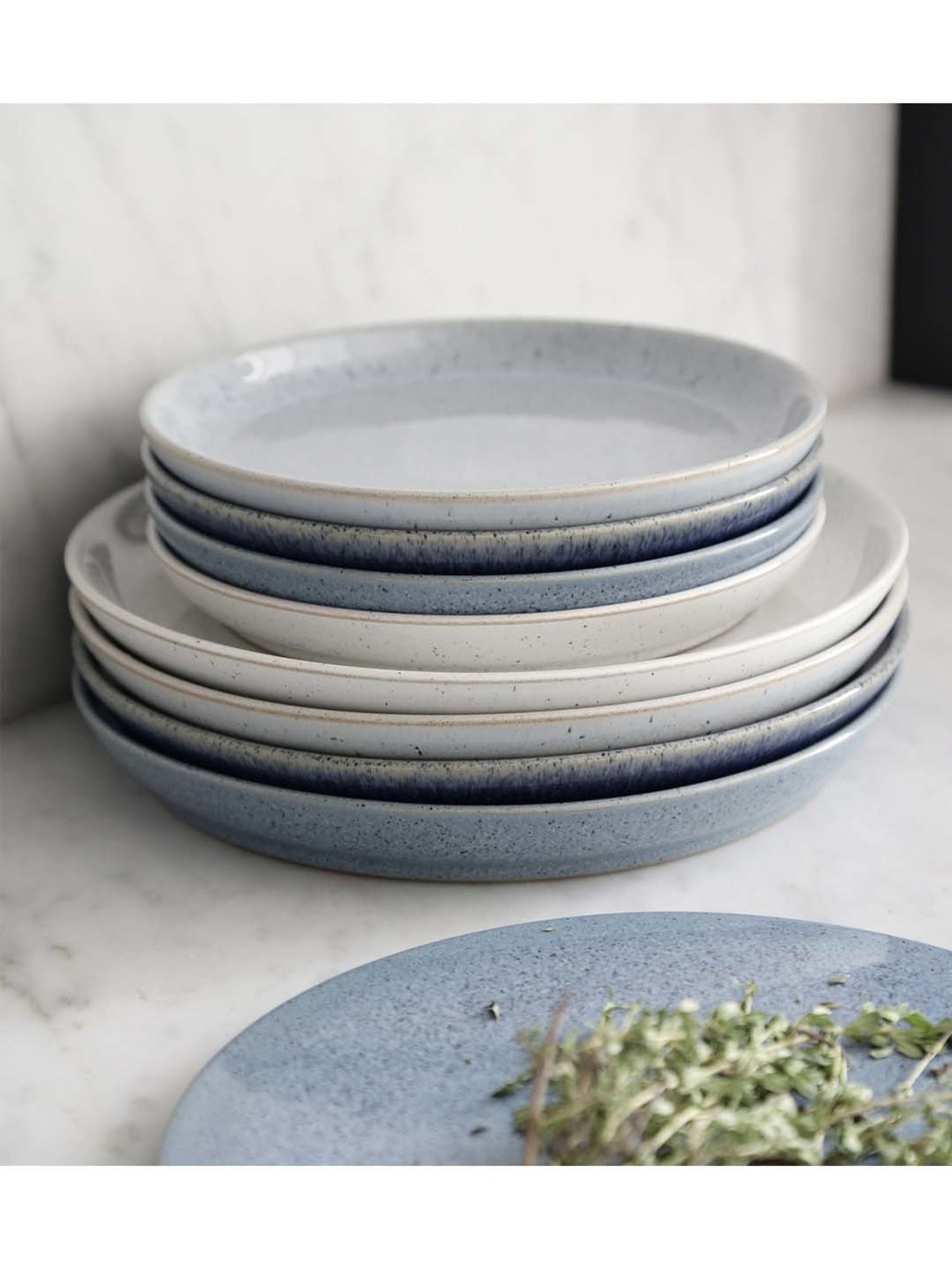 DENBY Studio Blue White Stoneware Coupe Plate - Set of 1