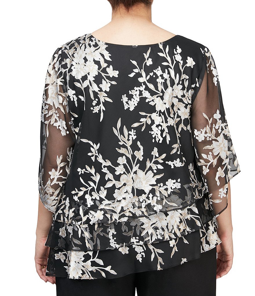 Jessica Howard Plus Size Crew Neck 3/4 Sleeve Printed Trapeze Dress