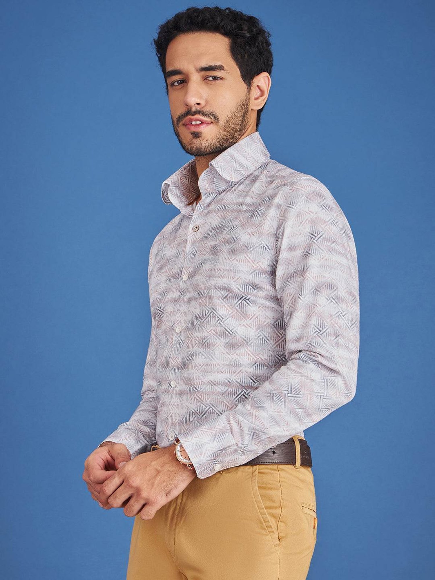 Louis Stitch White And Pink Cotton Regular Fit Printed Shirt