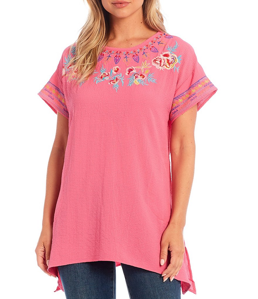Calessa Floral Embroidered Round Neck Short Sleeve Tunic