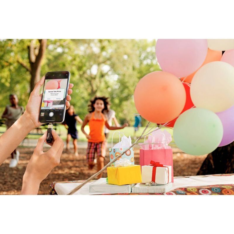 SanDisk iXpand Flash Drive Go for iPhone & iPad, 64GB