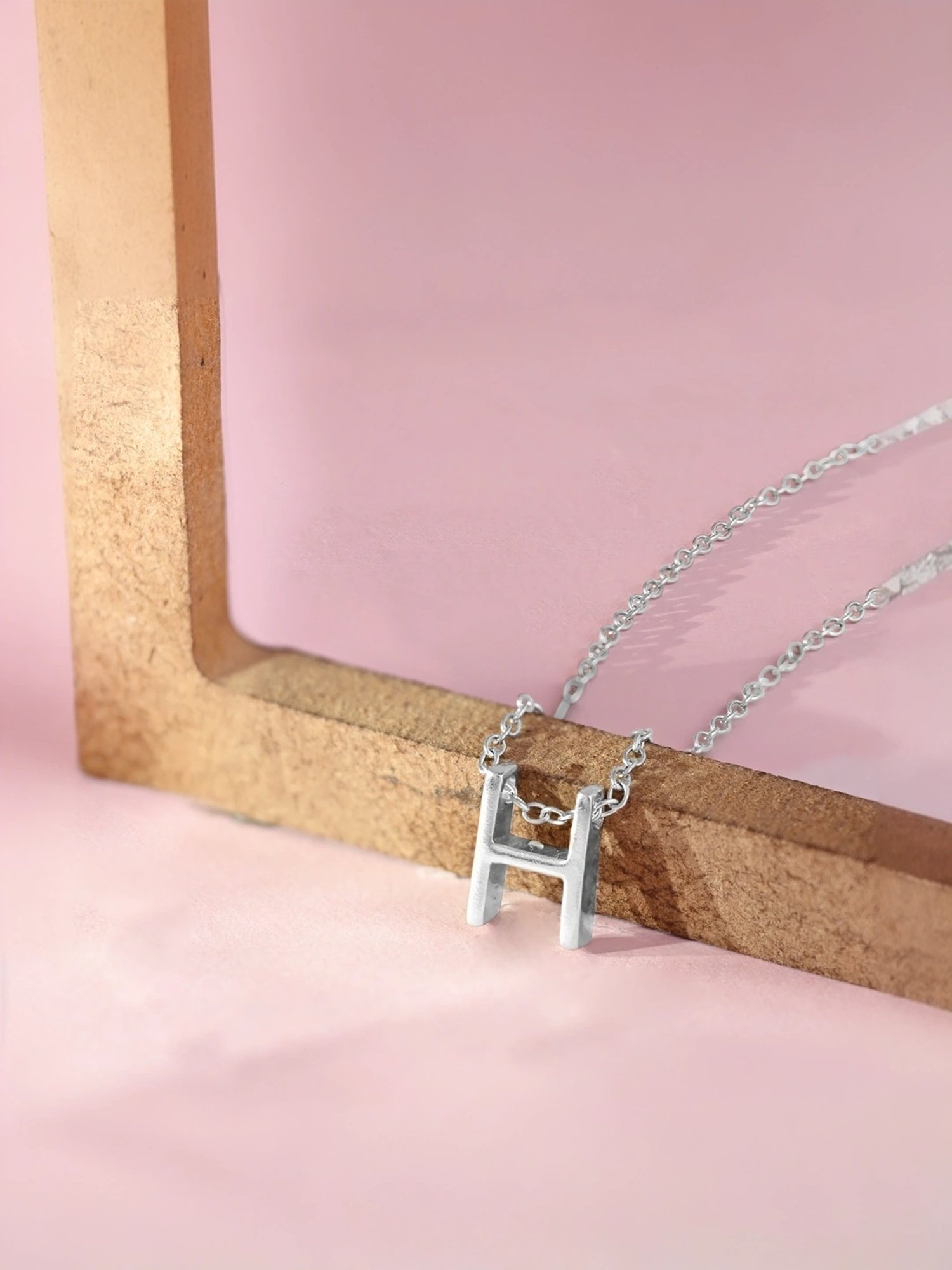 Touch925 Sterling Silver Harmony H Initial Chain Pendant