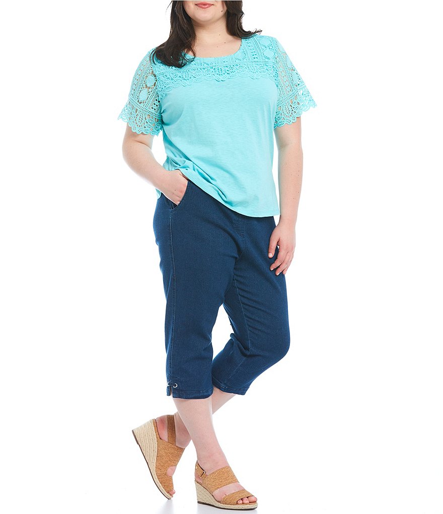 Allison Daley Plus Size Stretch Denim Silver Ring Hem Detail Pull-On Capri Pants