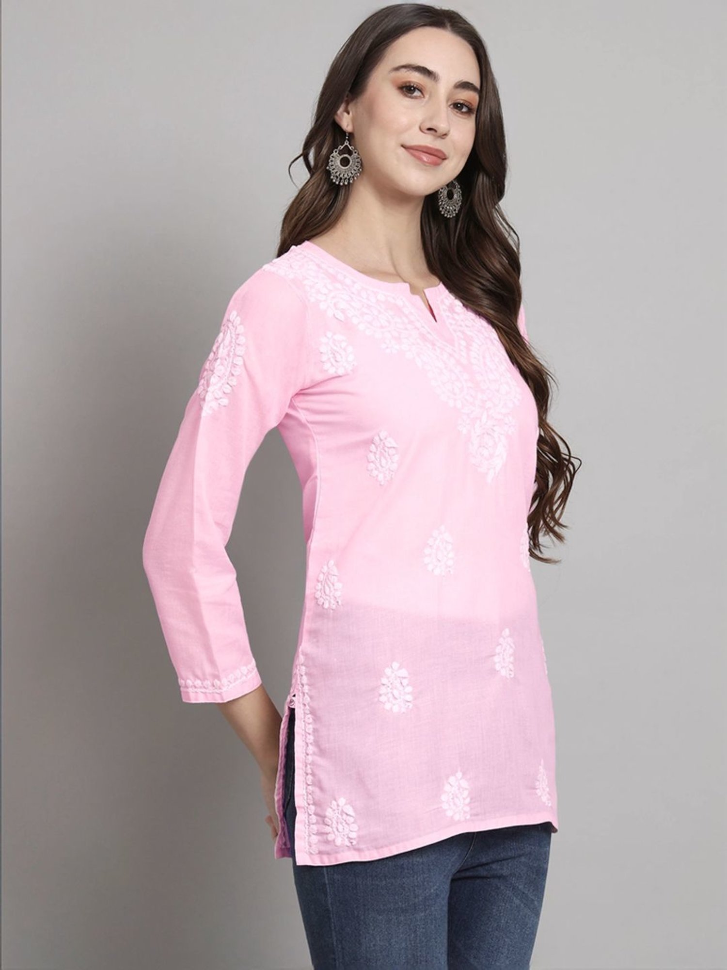 PARAMOUNT CHIKAN Pink Cotton Hand Embroidered Chikankari Straight Kurti