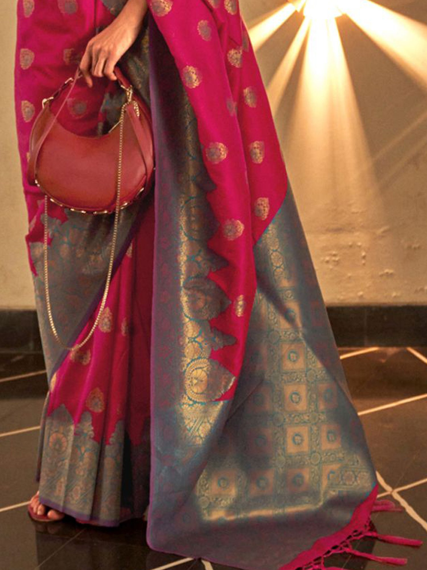 Elora Red Silk Printed Saree With Unstitched Blouse