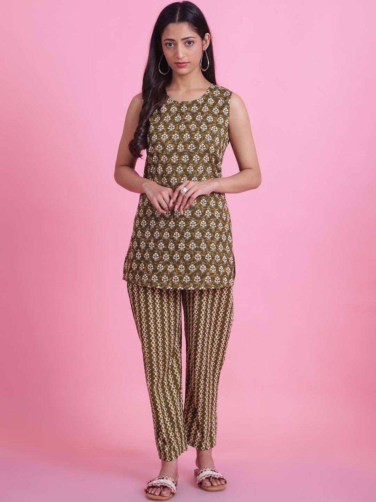 Prakrti Green Cotton Printed Top Pant Set