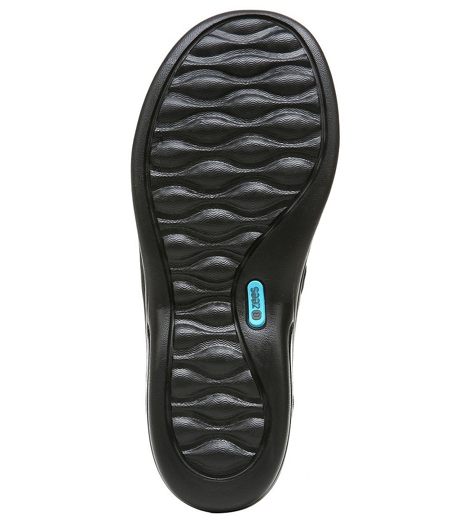 Bzees Niche II Slip-On Shoes