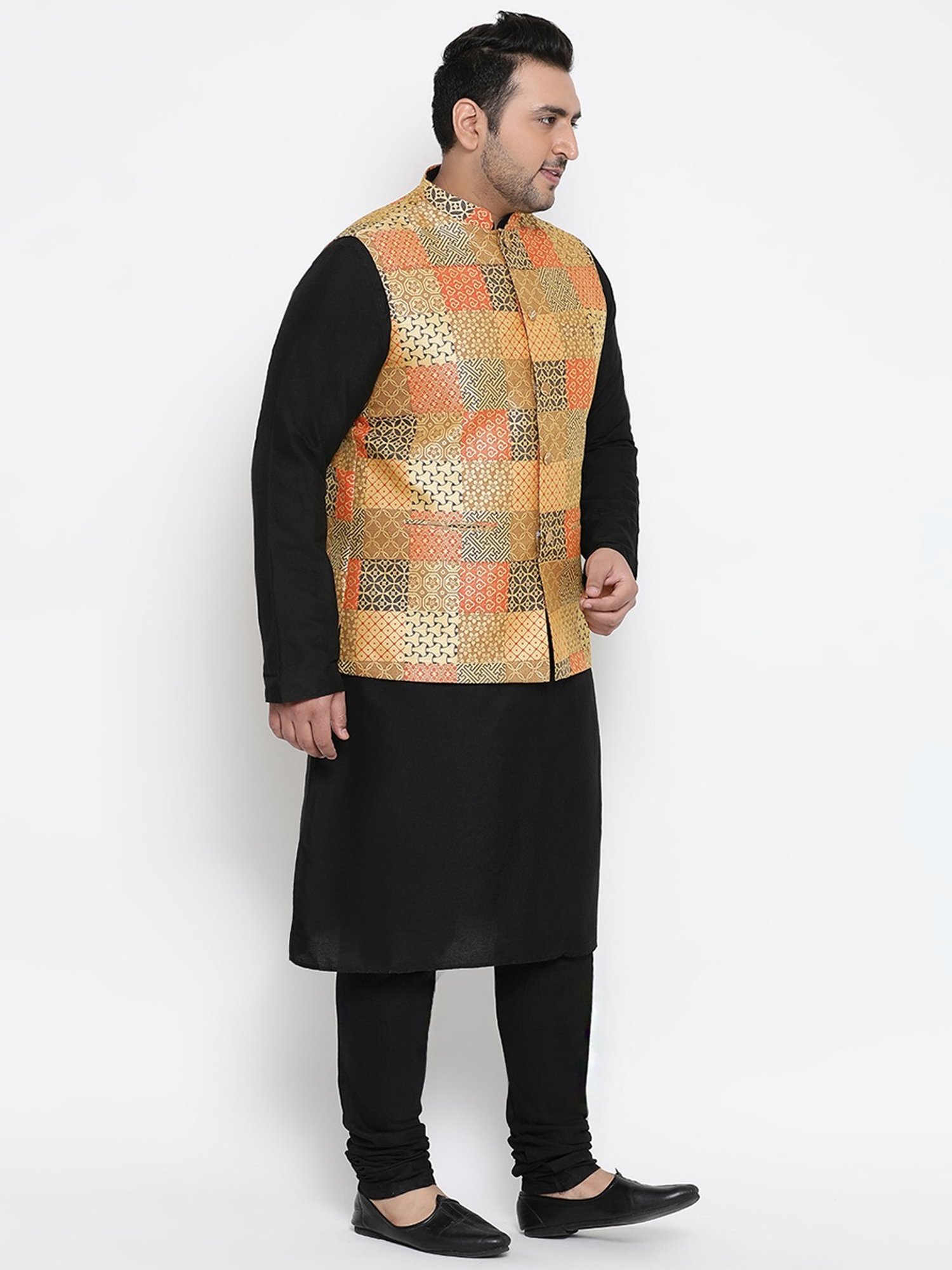 KISAH PLUS Multicolored Regular Fit Printed Kurta Set With Jacket