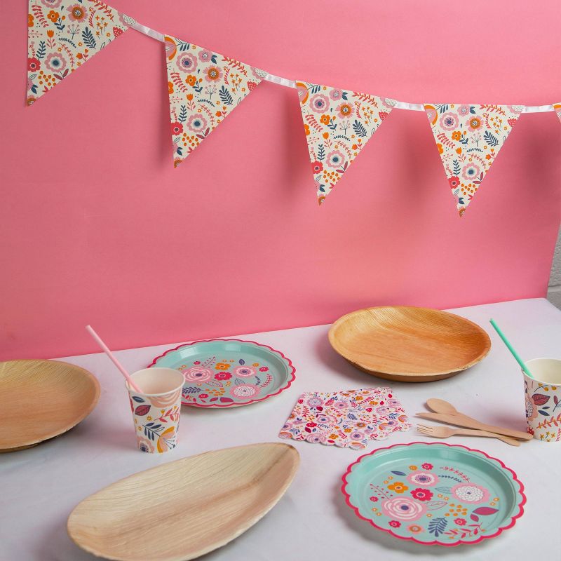 9" 8pk Eco Party Printed Scalloped Paper Plates