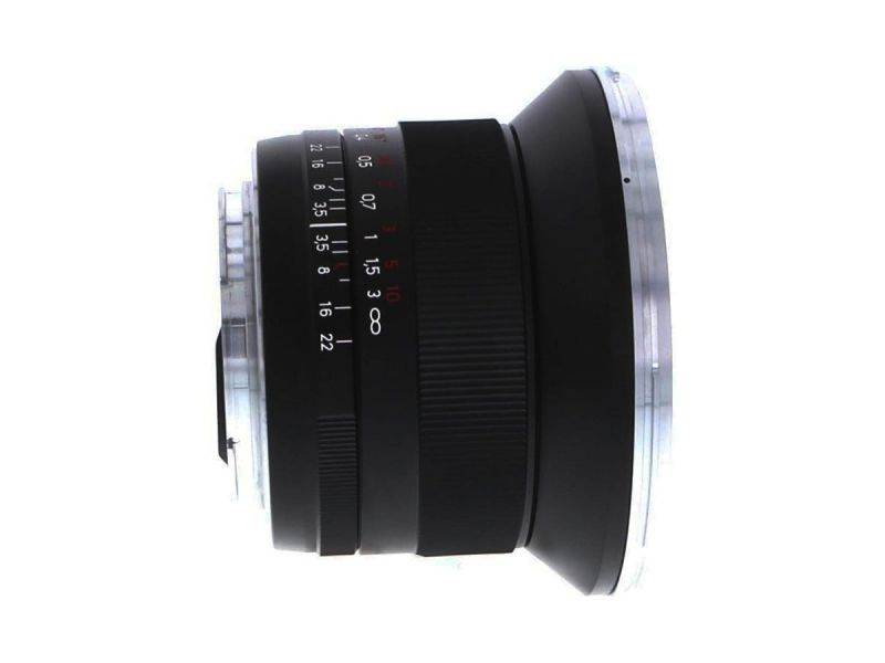 Zeiss Distagon T* 18mm f/3.5 ZE Wide Angle Lens (Canon EOS-Mount)