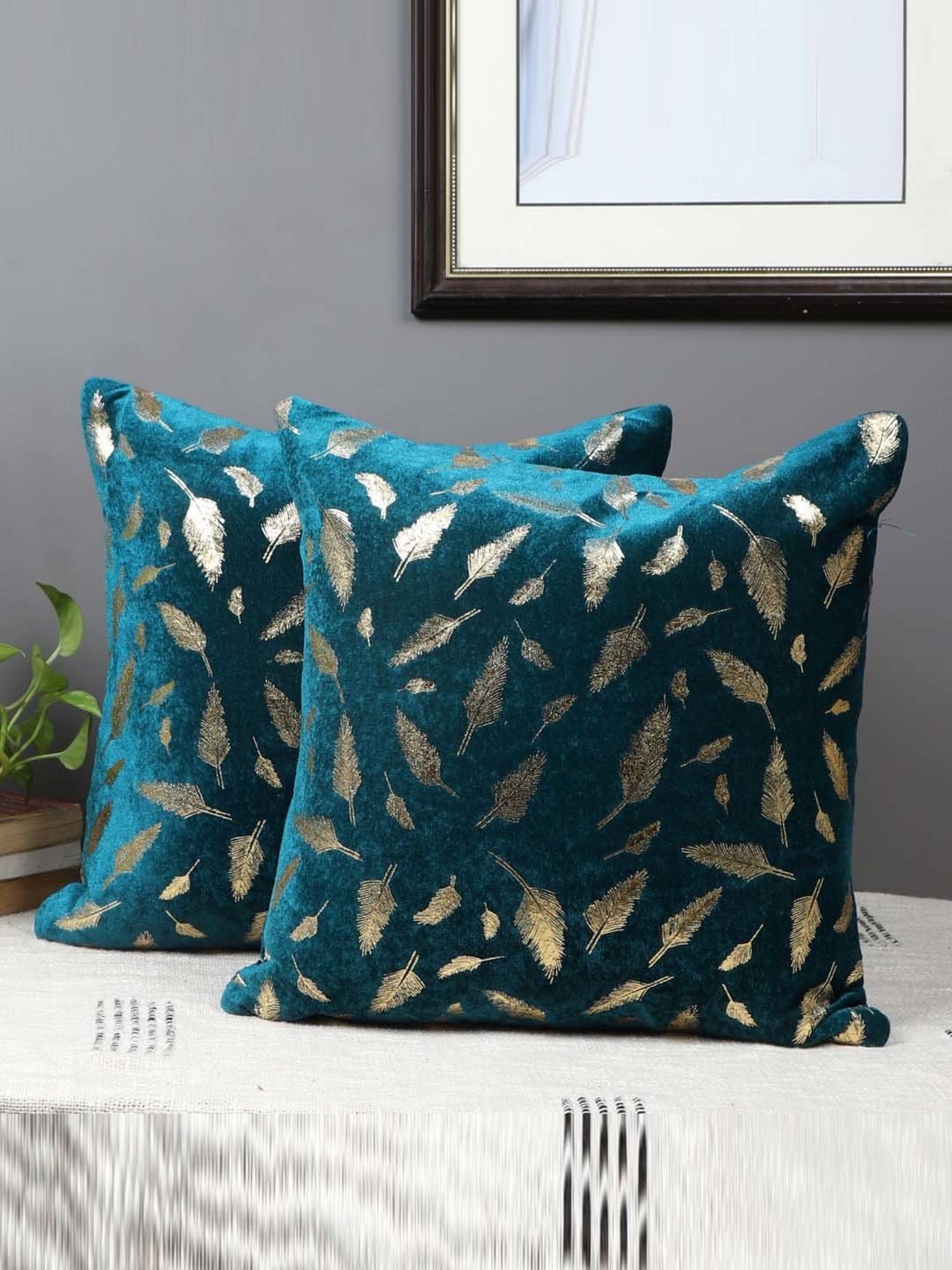 MFD HOME Furnishing Turquoise Blue Velvet Cushion Cover - Set of 2