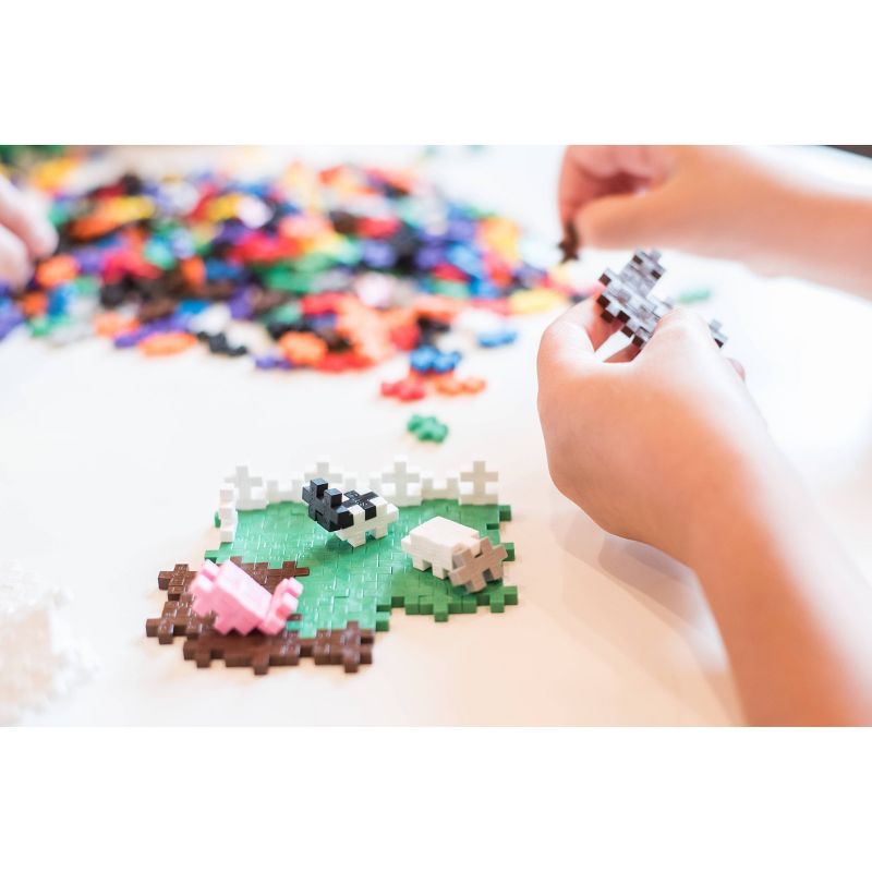 Plus-Plus Building Set in Tub- 7000 Piece