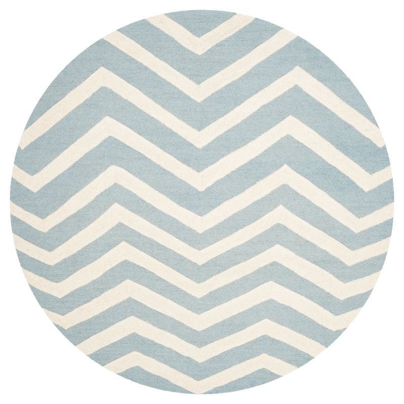 6' Round Wilshire Area Rug Blue / Ivory - Safavieh