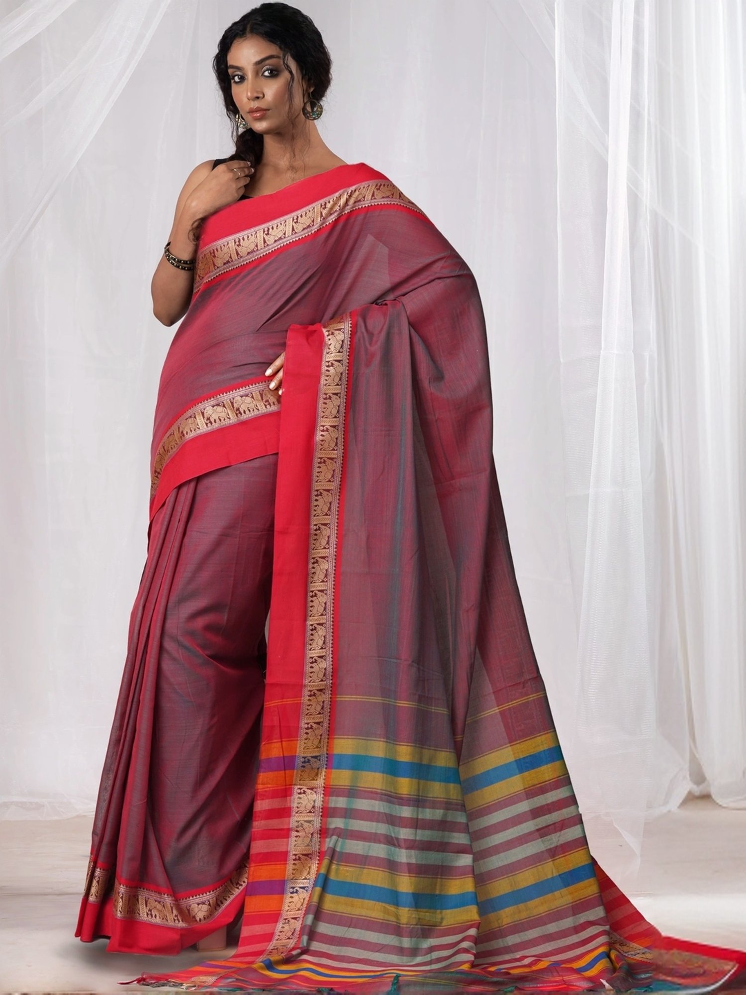 Unnati Silks Red Cotton Woven Saree With Unstitched Blouse