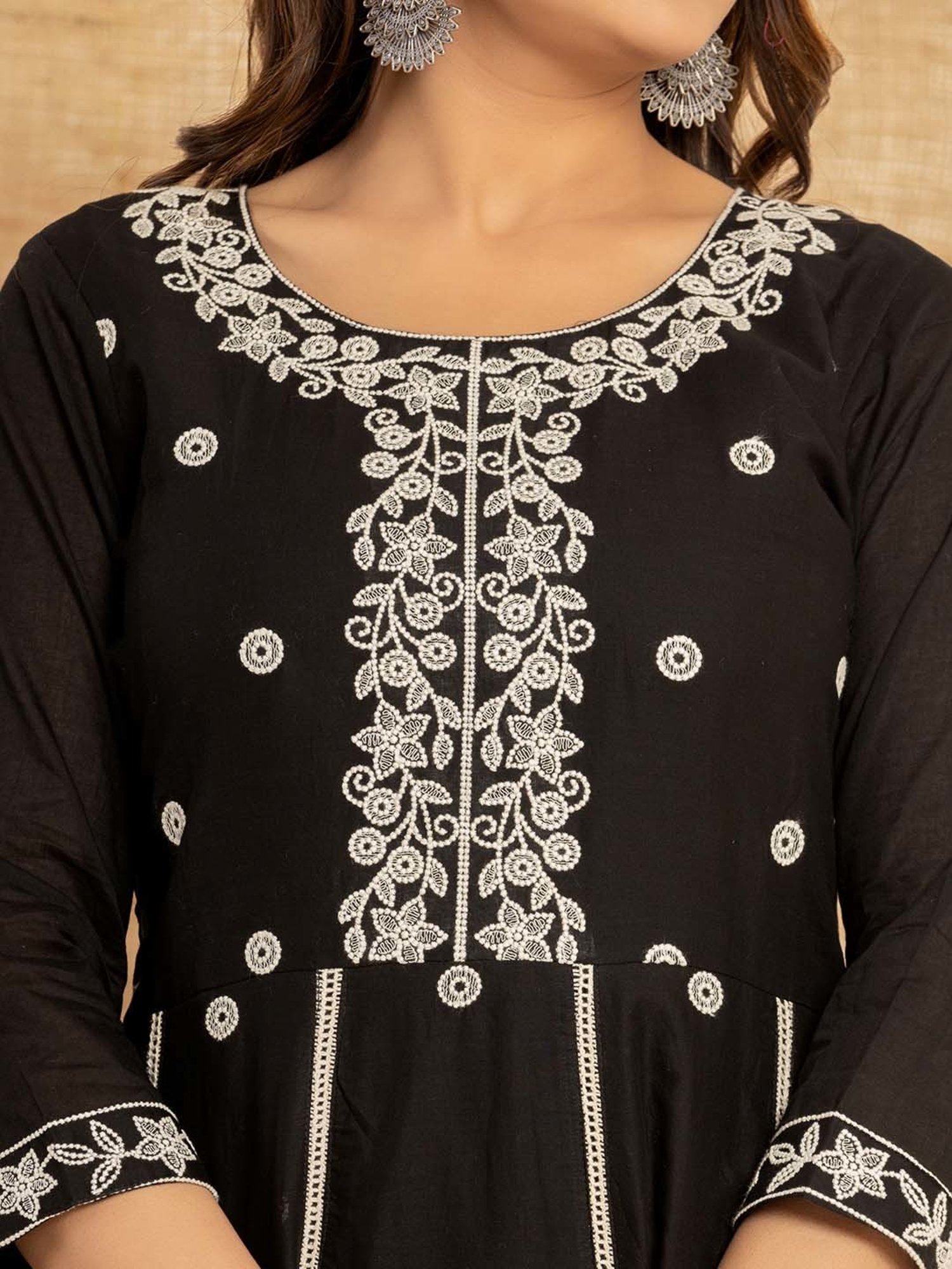 Yufta Black Cotton Embroidered Kurta Pant Set With Dupatta