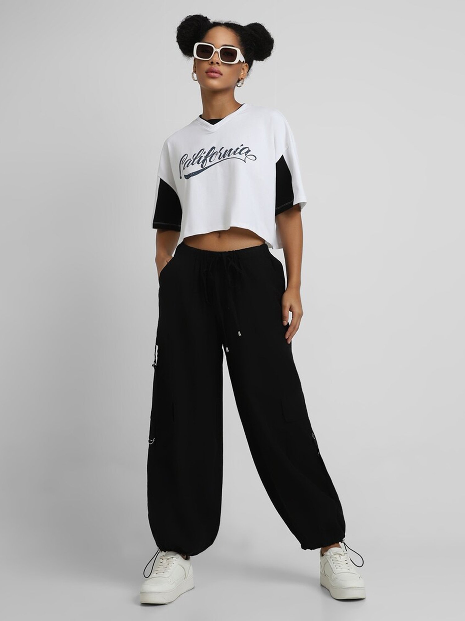 Forever 21 White Printed Crop Top