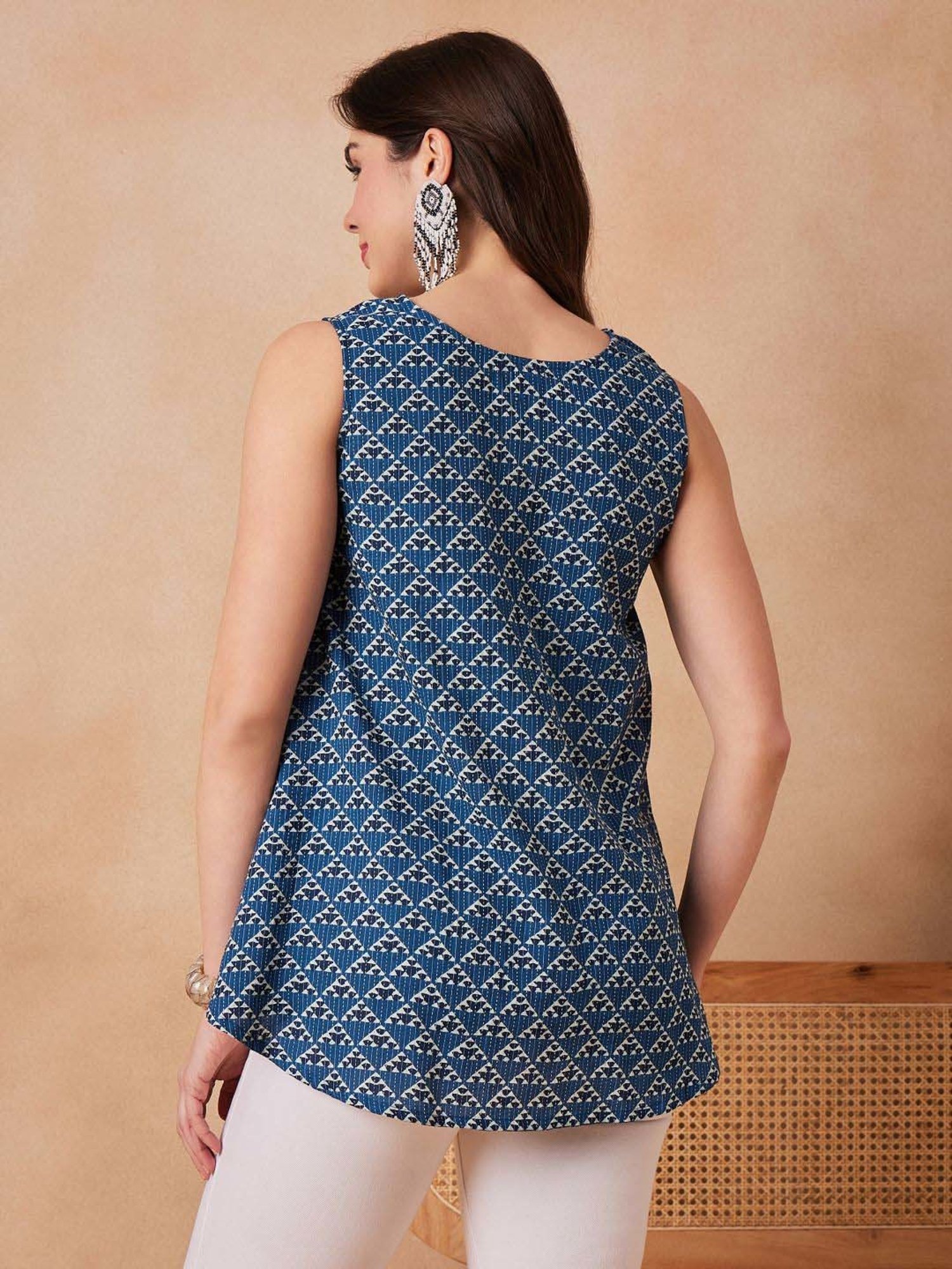 Inweave Blue Cotton Printed Top