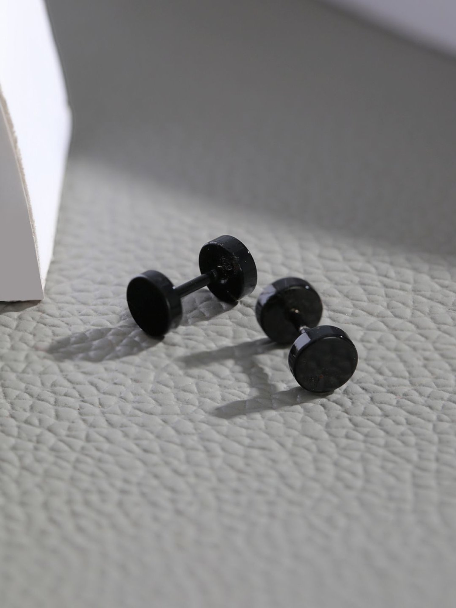 Bold by Priyaasi Black Round Studs for Men - 7 mm