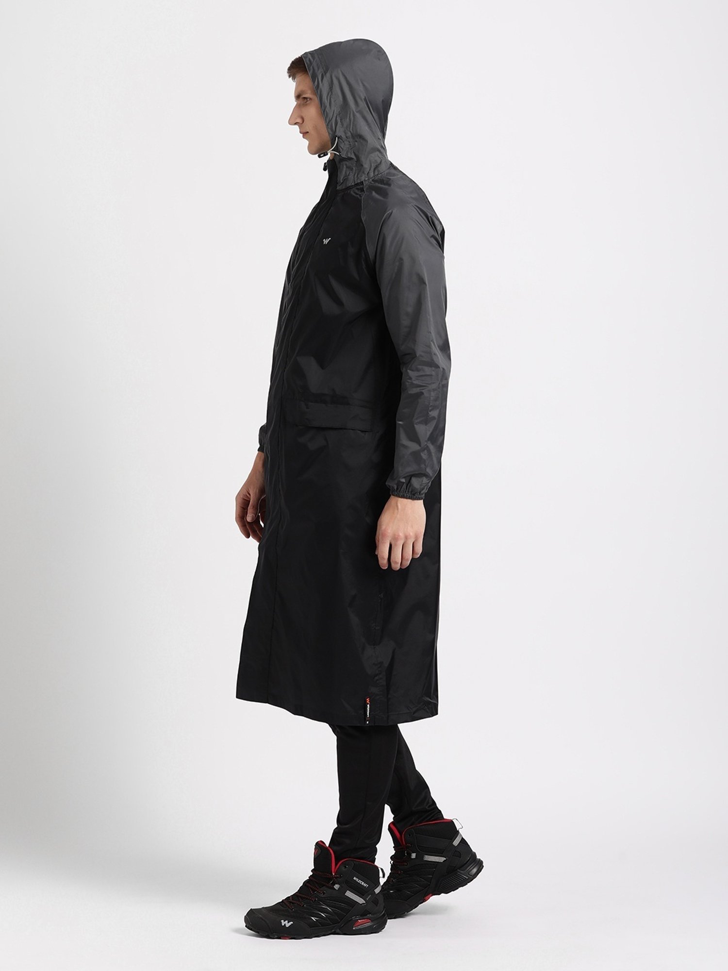 Wildcraft Black & Dark Grey Regular Fit Colour Block Rainwear Jacket