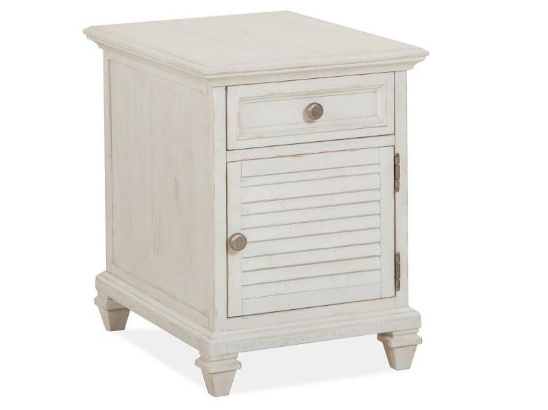 Magnussen T5430 Newport Chairside End Table