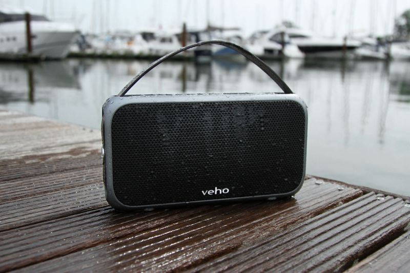 Veho M-7 Mode Retro Water Resistant Speaker with Power Bank