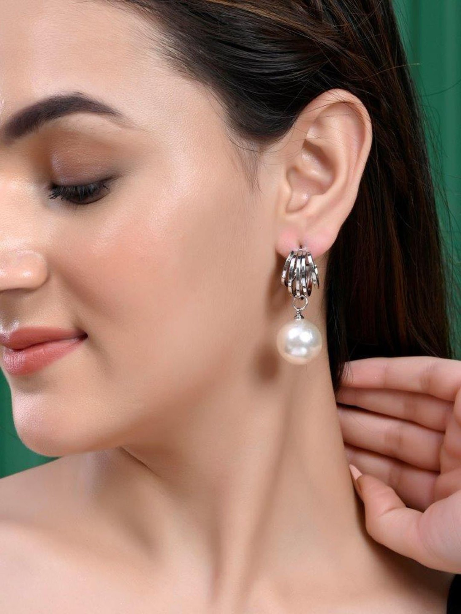 VOJ Set of 2 Korean Drop Gold Plated Black Pearl and Silver Plated White Pearl Earrings for Women