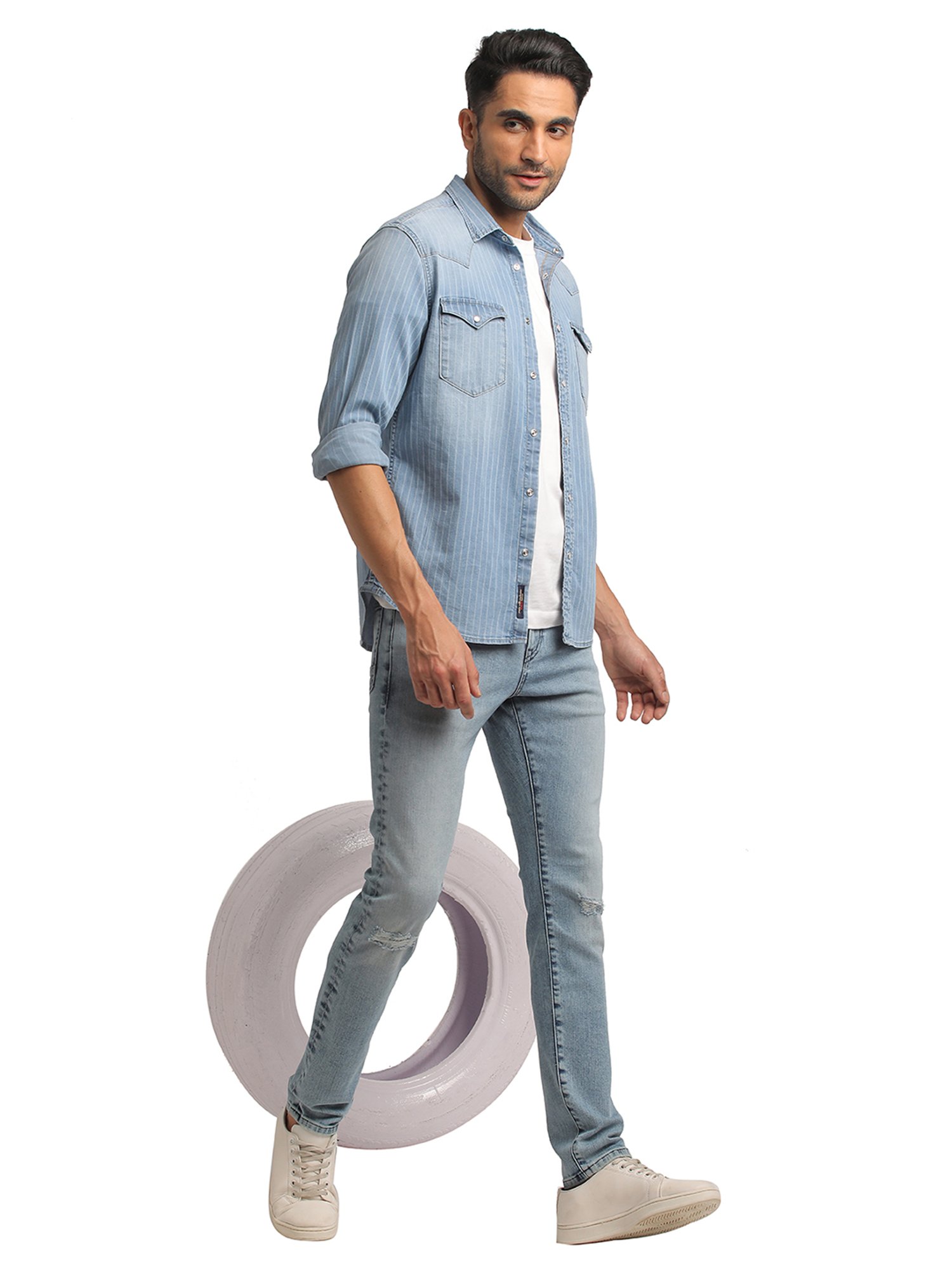 EVERBLUE Light Blue Regular Fit Shirt