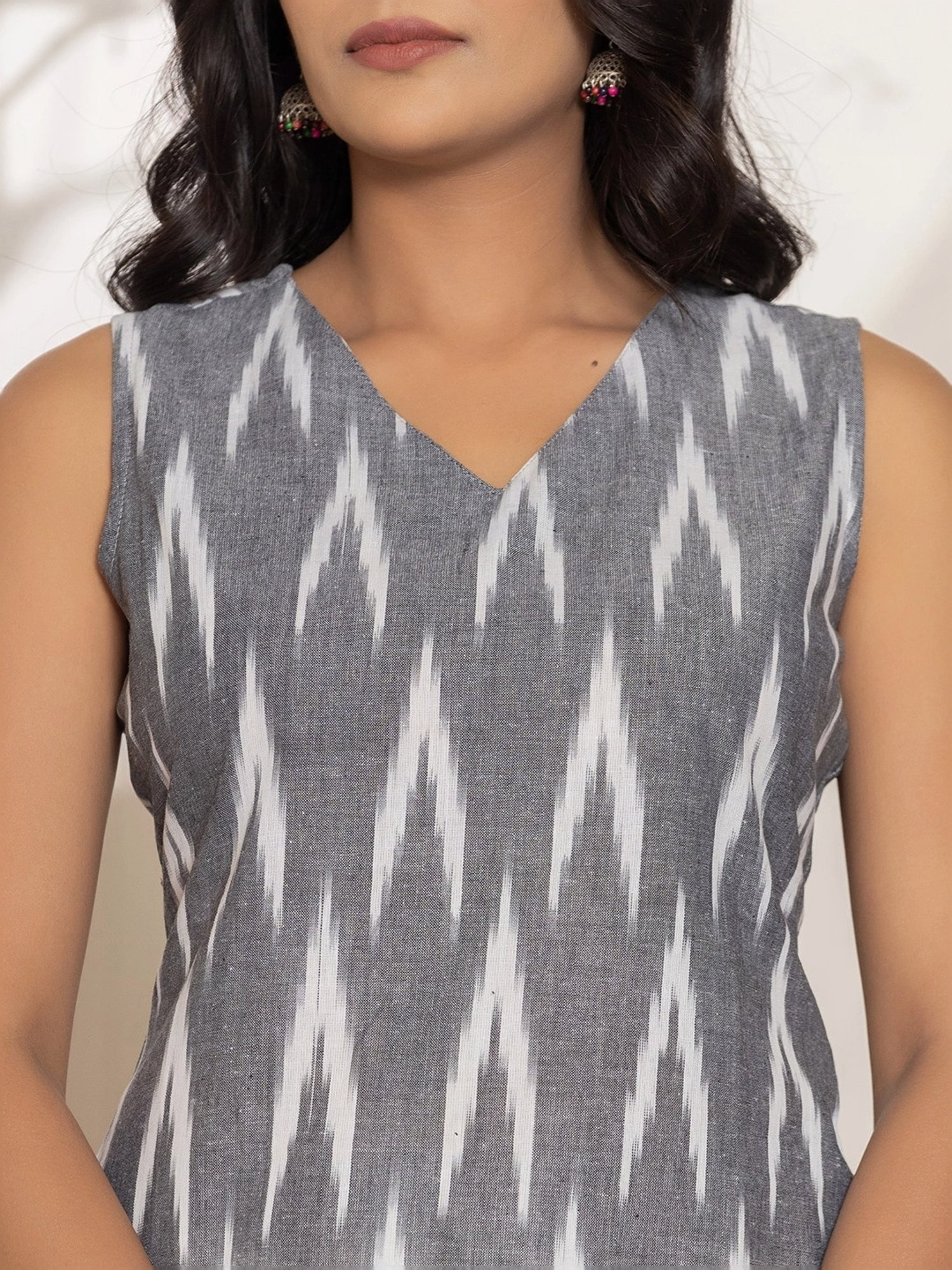 Yufta Grey & White Cotton Printed Kurta Pant Set With Dupatta