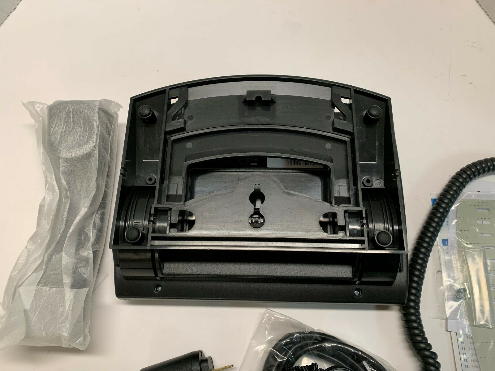 MOTOROLA AUDIOCODES 320 HD IP PHONE (NEW)