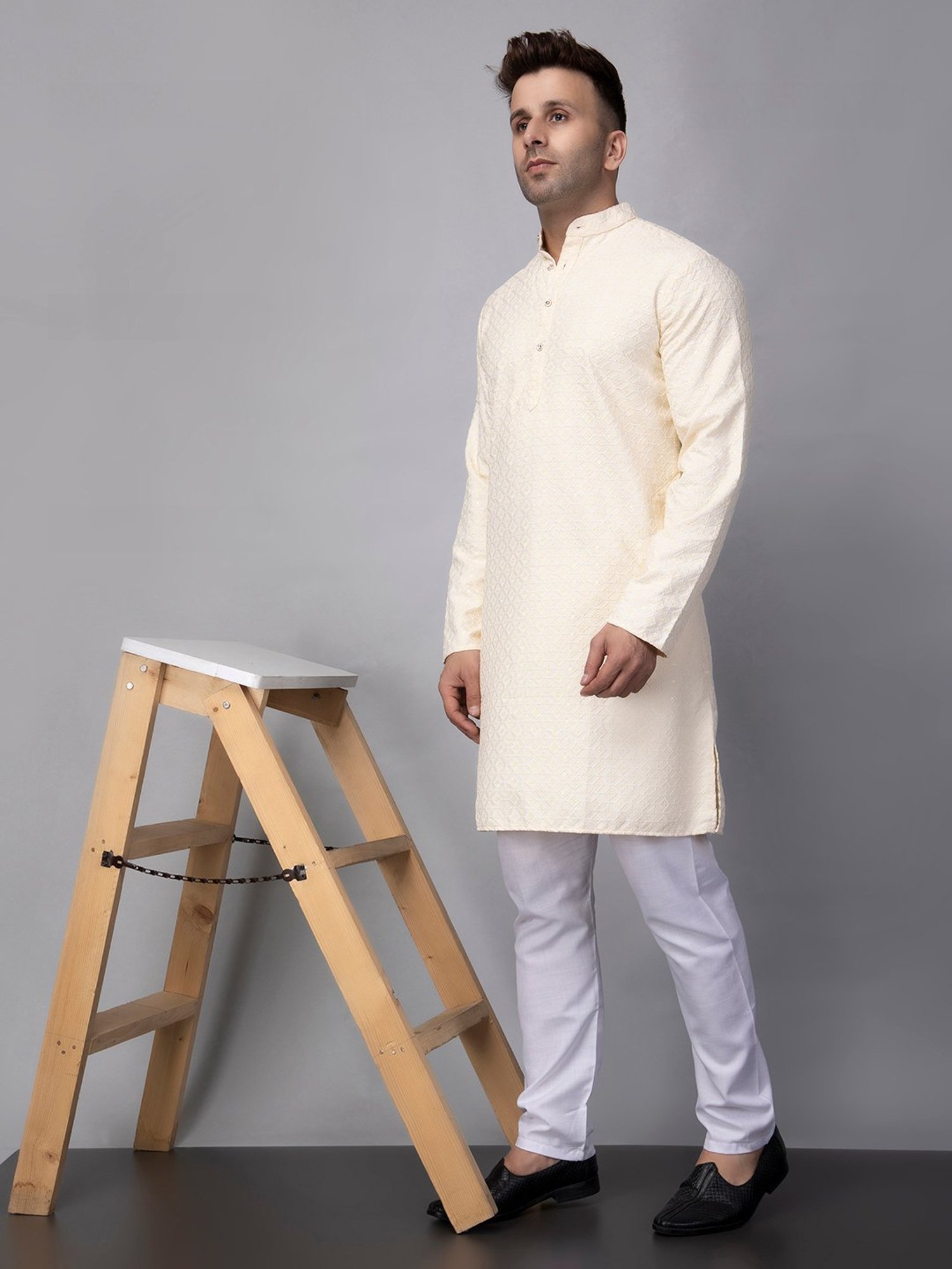 Hangup Cream & White Regular Fit Embroidered Kurta & Pyjamas Set