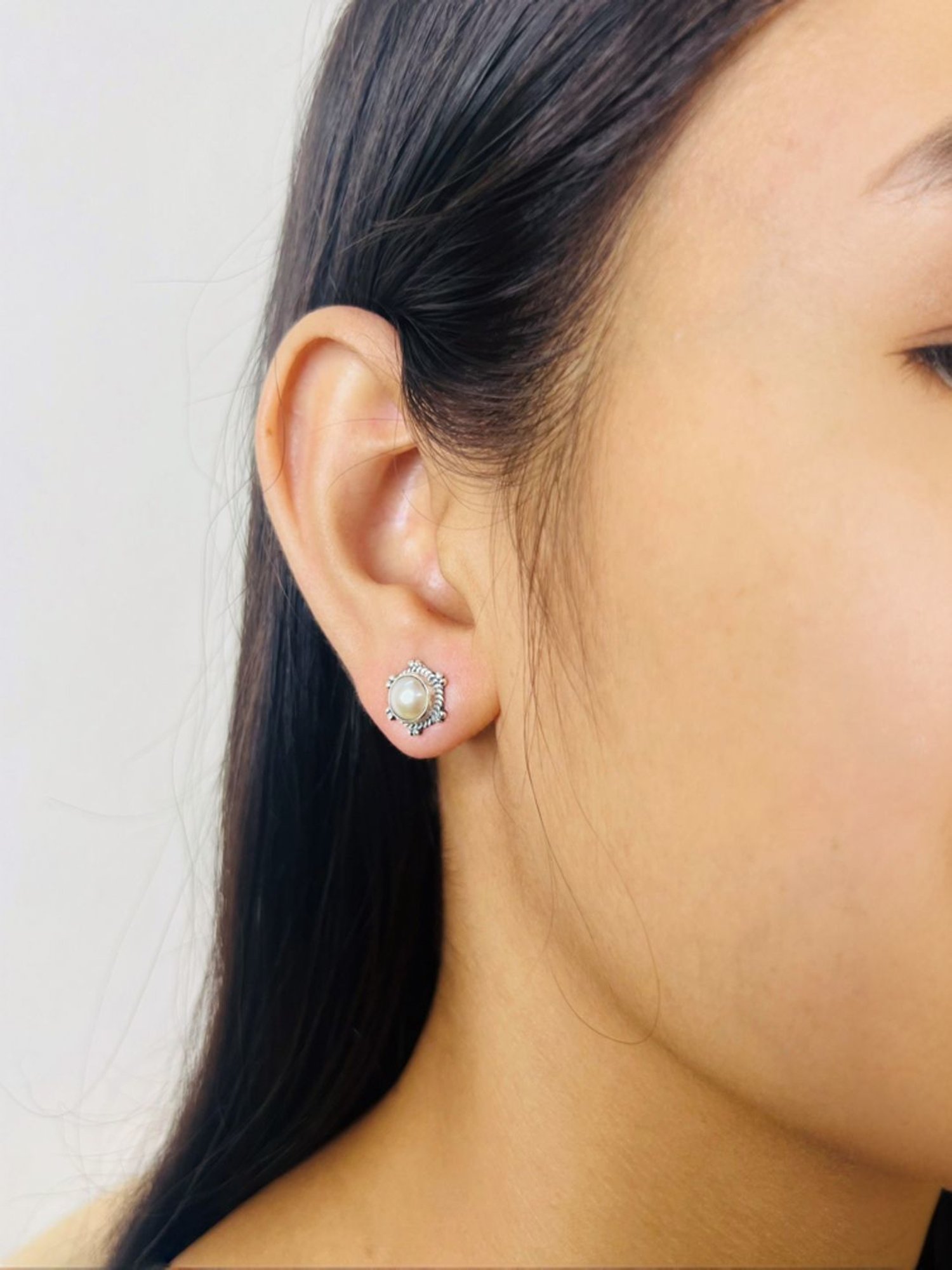 Arte Jewels 925 Sterling Silver Pearl Stud Earrings for Girls & Women