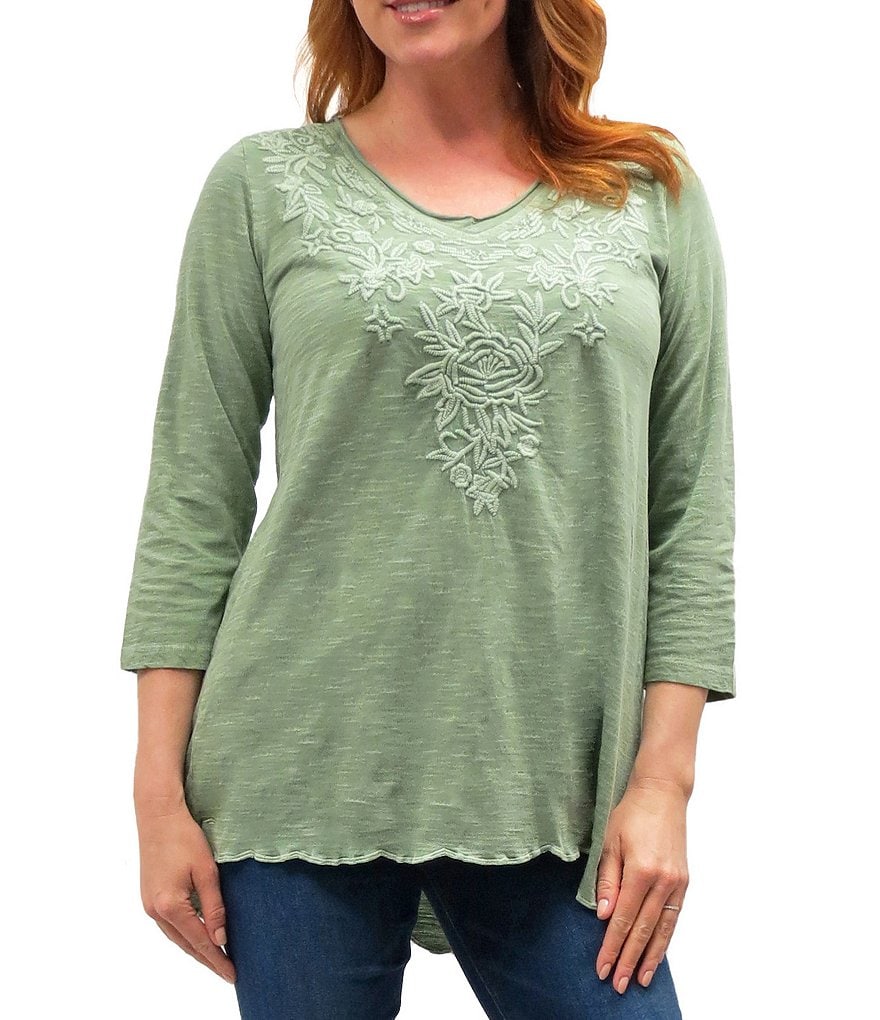 Karyn Seo Mari Vintage Tonal Embroidered V-Neck 3/4 Sleeve Scalloped Hem Cotton Tunic Top